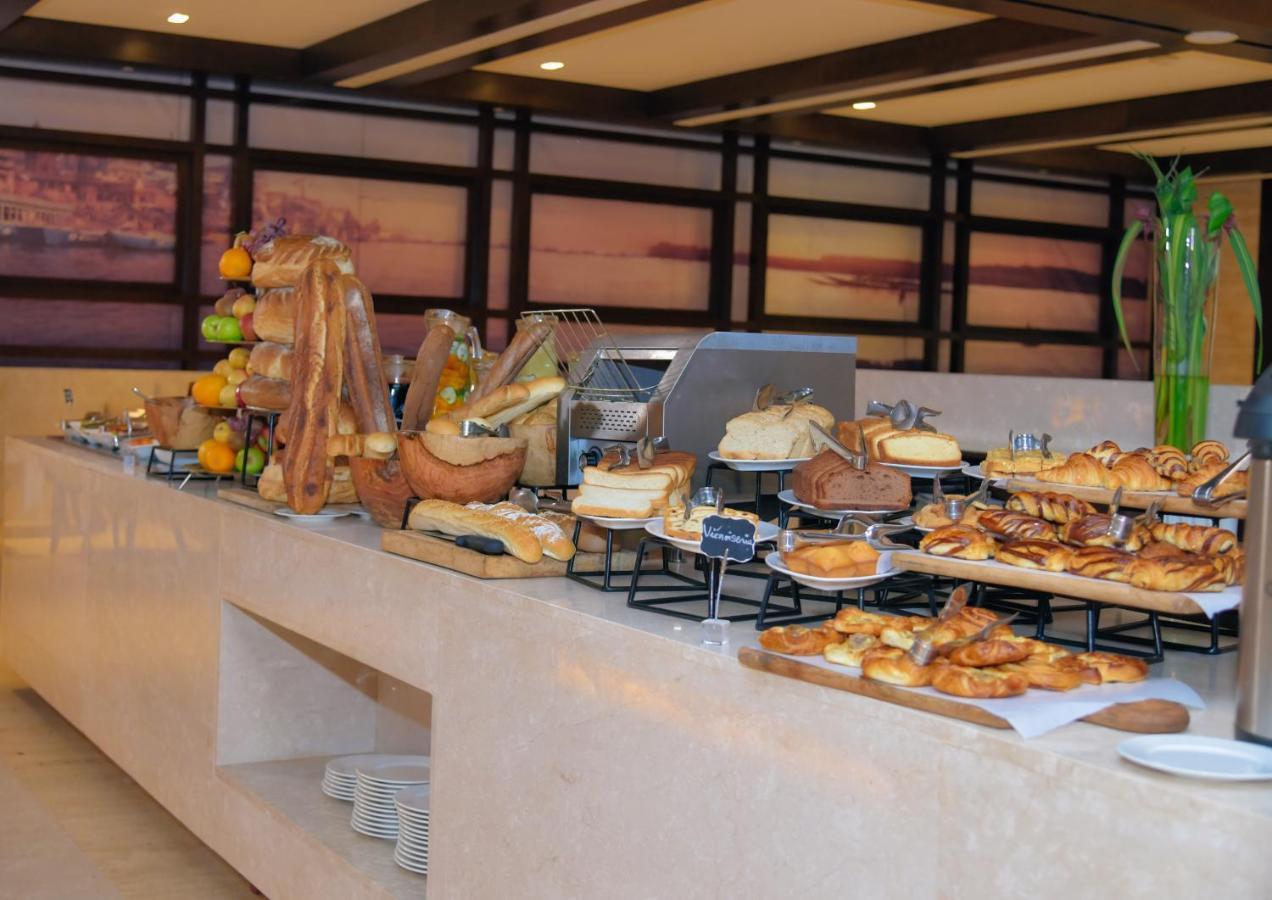 Bravia Hotel Niamey Kültér fotó