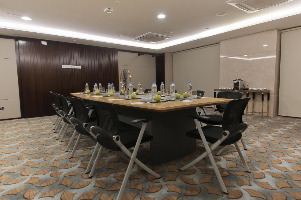 Bravia Hotel Niamey Kültér fotó